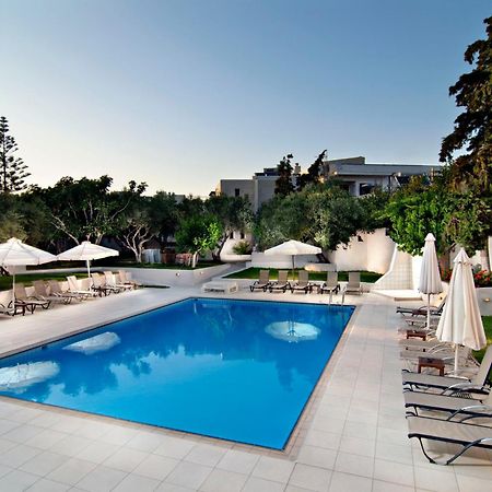 הרסוניסוס Ourania Apartments Hotel מראה חיצוני תמונה