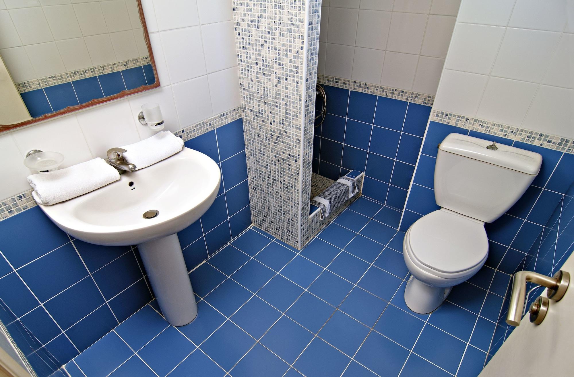 הרסוניסוס Ourania Apartments Hotel מראה חיצוני תמונה